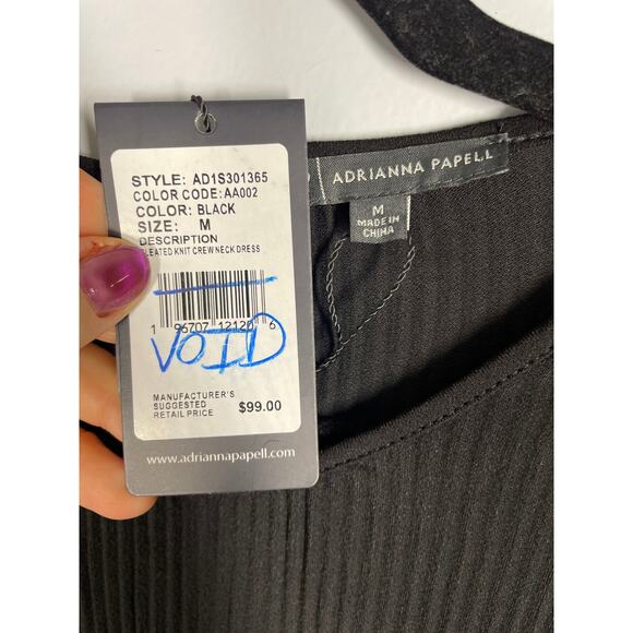 NWT, Adrianna Papell, Size Medium, Black Pleated Knit Shift Dress, Crew Neck - Picture 4 of 6